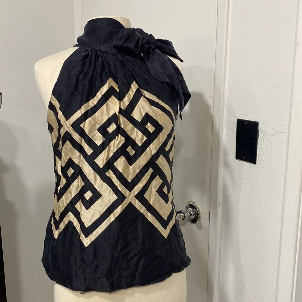 ZARA 100% SILK TOP WITH A 🎀 Detail - Picture 2 of 7